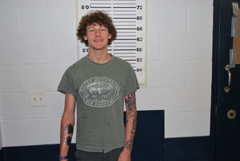 Mugshot of Linthacum, Detroyt Cruze 